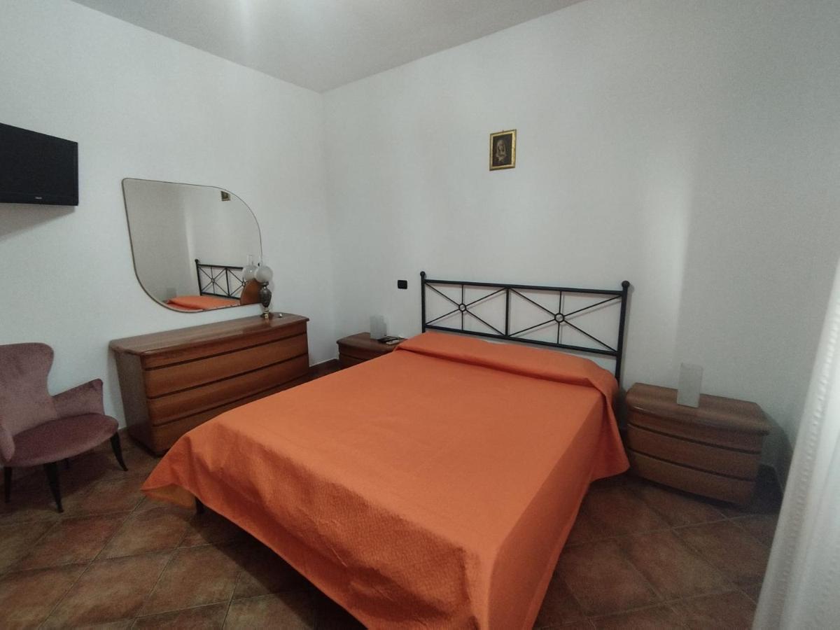 Ndiscialamu Casa Vacanze Palmi Exterior foto